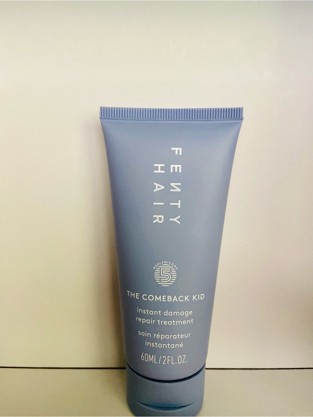 Fenty Hair The Comeback Kid
New in Box